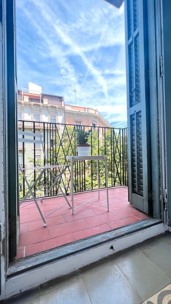 Pis en venda a Carrer de Calàbria, Sant Antoni