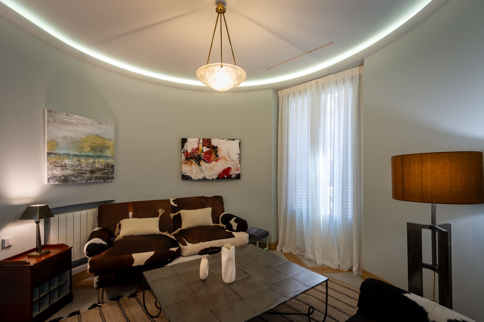 Living room of Flat to rent in  Madrid Capital  with Air Conditioner, Heating and Parquet flooring