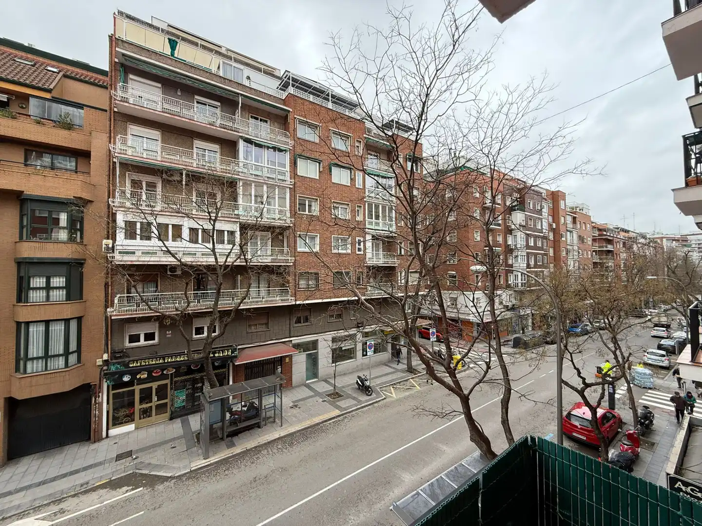 Außenansicht von Wohnung zum Verkauf in Madrid mit Heizung, Terrasse und Abstellraum