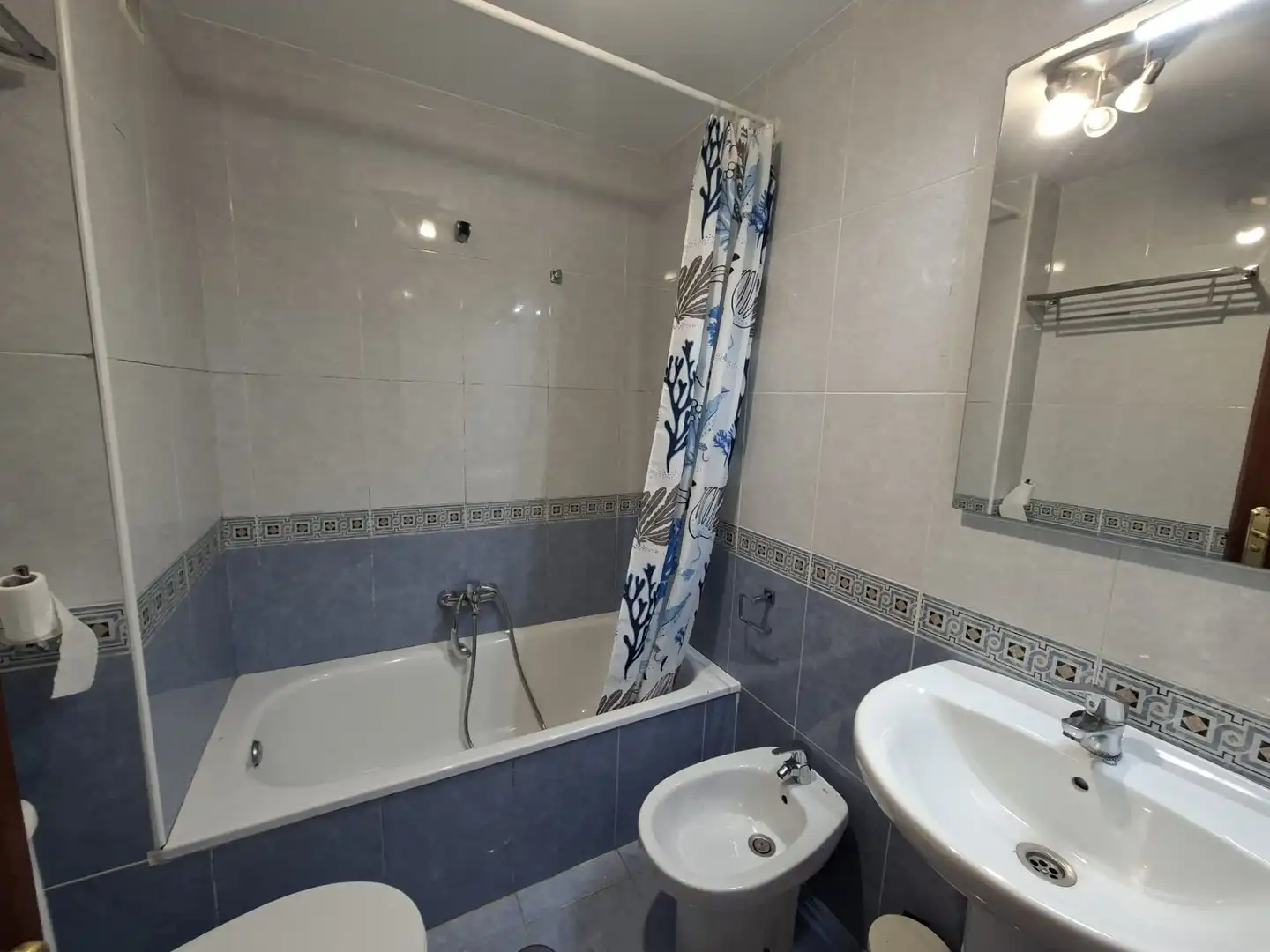 Baño de Piso en venta en Suances con Calefacción, Amueblado y Lavadora