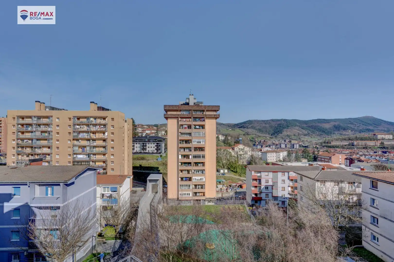 Exterior view of Flat for sale in Errenteria  with Parquet flooring and Furnished