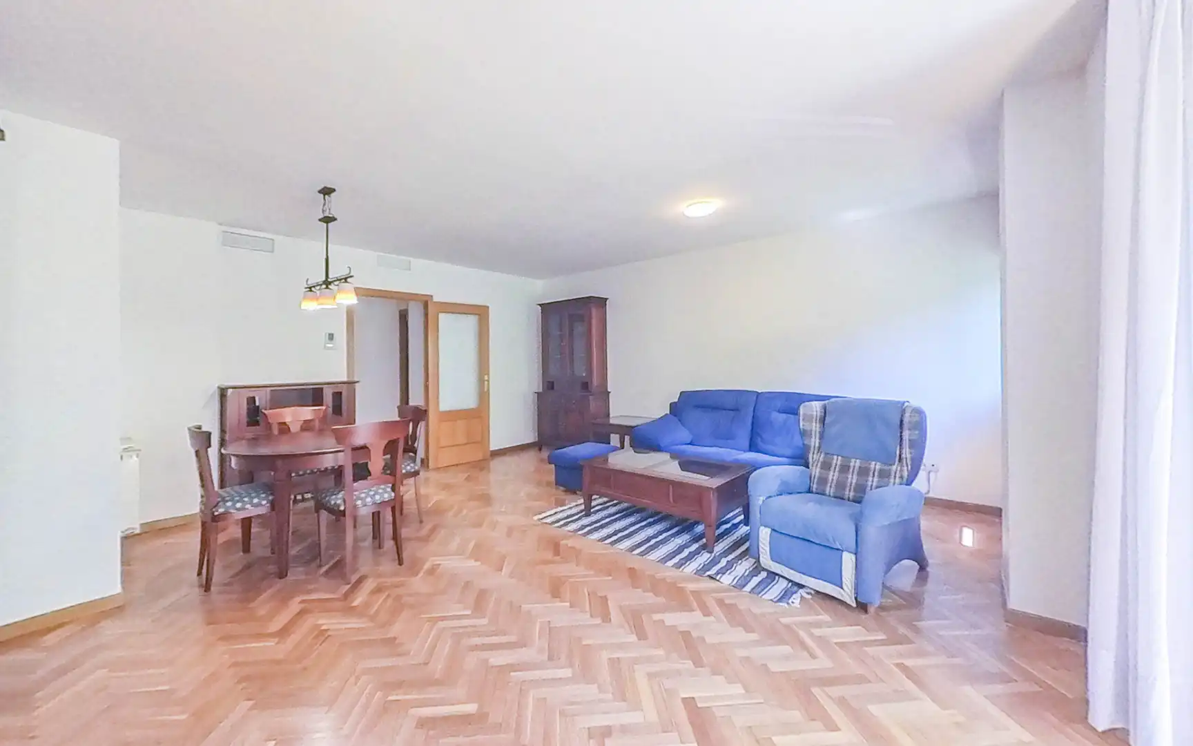 Sala d'estar de Pis de lloguer en Madrid amb Aire condicionat, Calefacció i Moblat