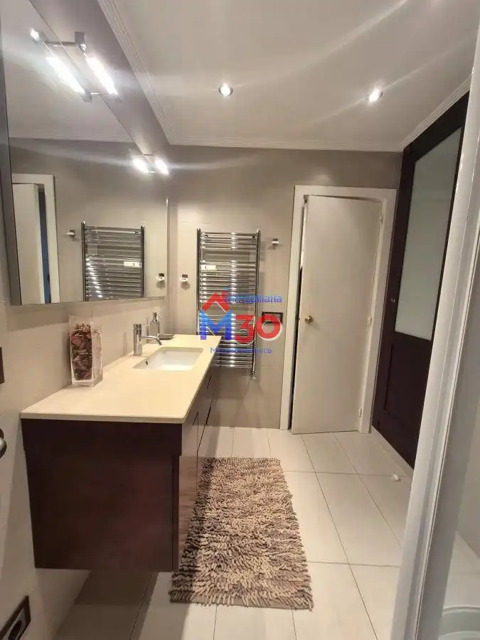 Bathroom of Flat for sale in Miranda de Ebro  with Heating and Terrace