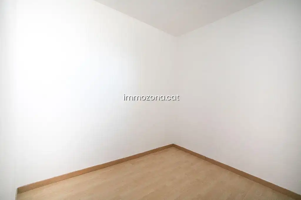 Duplexes for sale in Carrer Giralda, Residencial Blanes - Vistamar