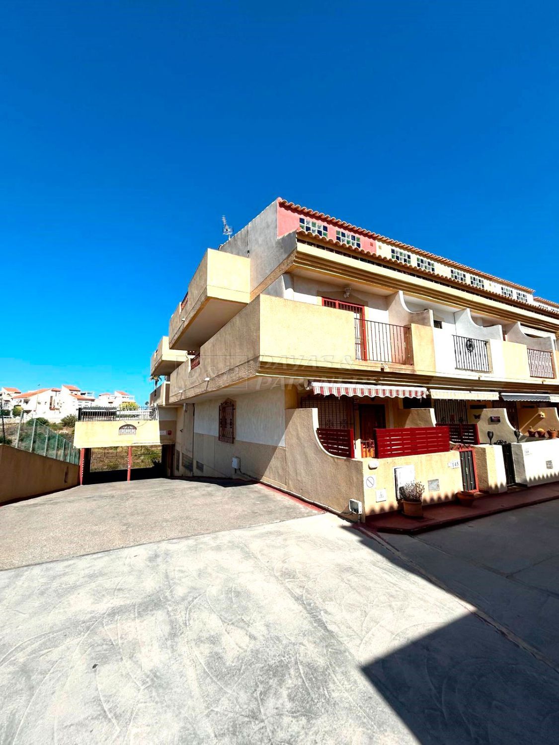 Exterior view of Single-family semi-detached to rent in Orihuela  with Terrace and Community pool