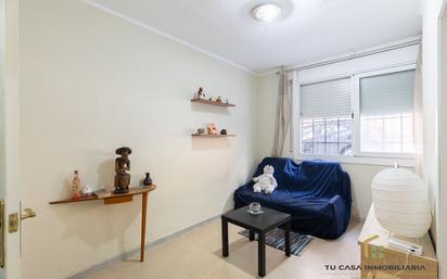 Bedroom of Flat for sale in Badalona  with Heating and Furnished