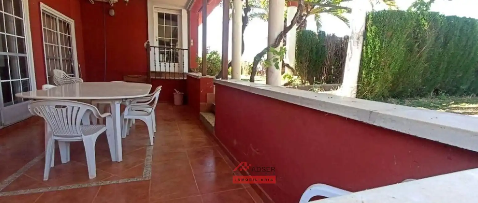 Jardí de Casa o xalet en venda en Villamediana de Iregua amb Calefacció i Piscina