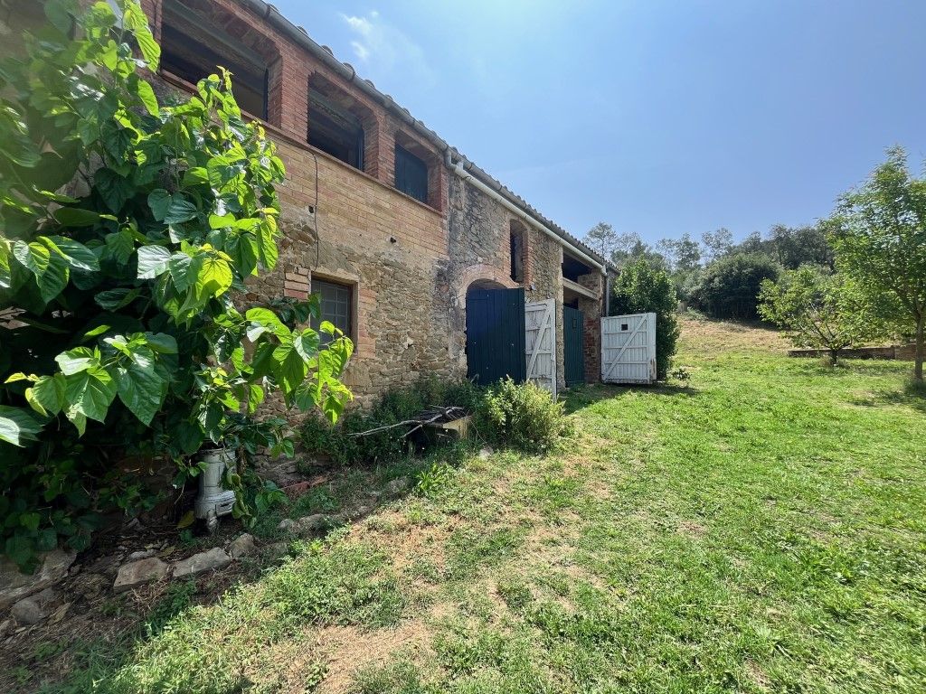 Exterior view of Country house for sale in Foixà