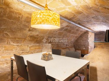 Appartamento con ascensore in vendita a C. Caldereros