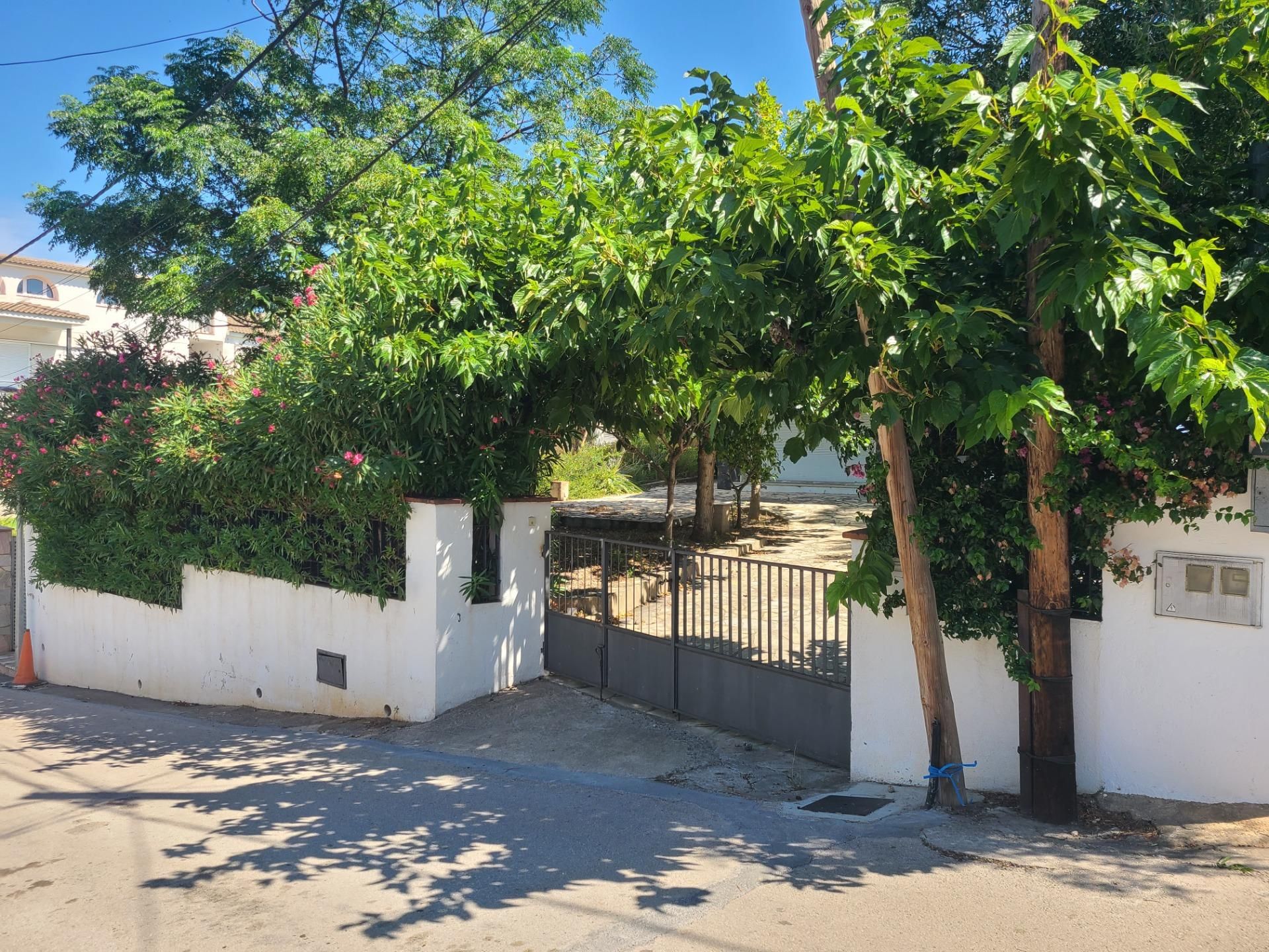 Exterior view of House or chalet for sale in Llançà  with Heating, Terrace and Storage room