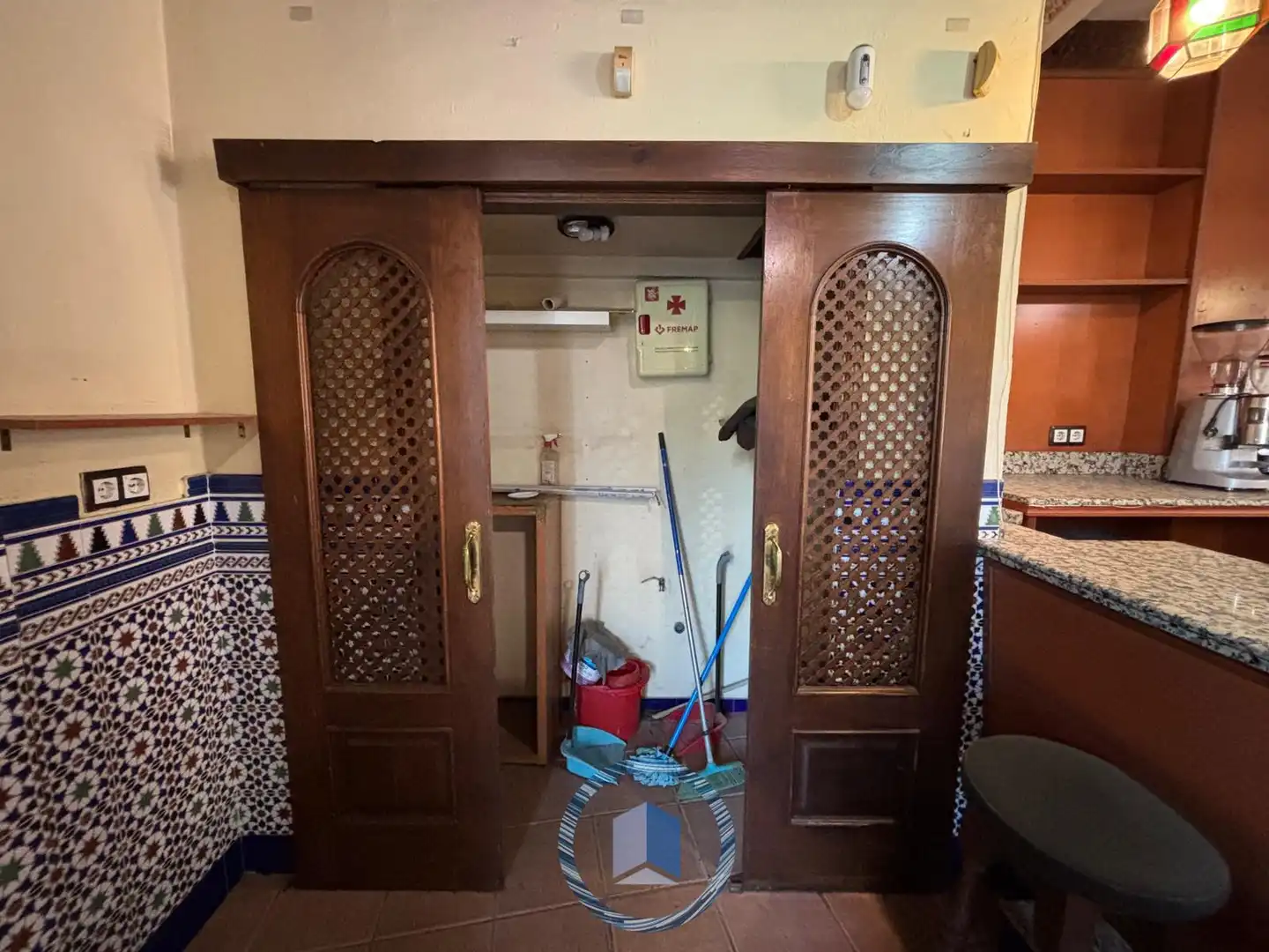 Kitchen of Commercial properties for sale in Montequinto
