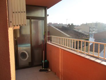 Flat with balcony to rent in Plana Lledó