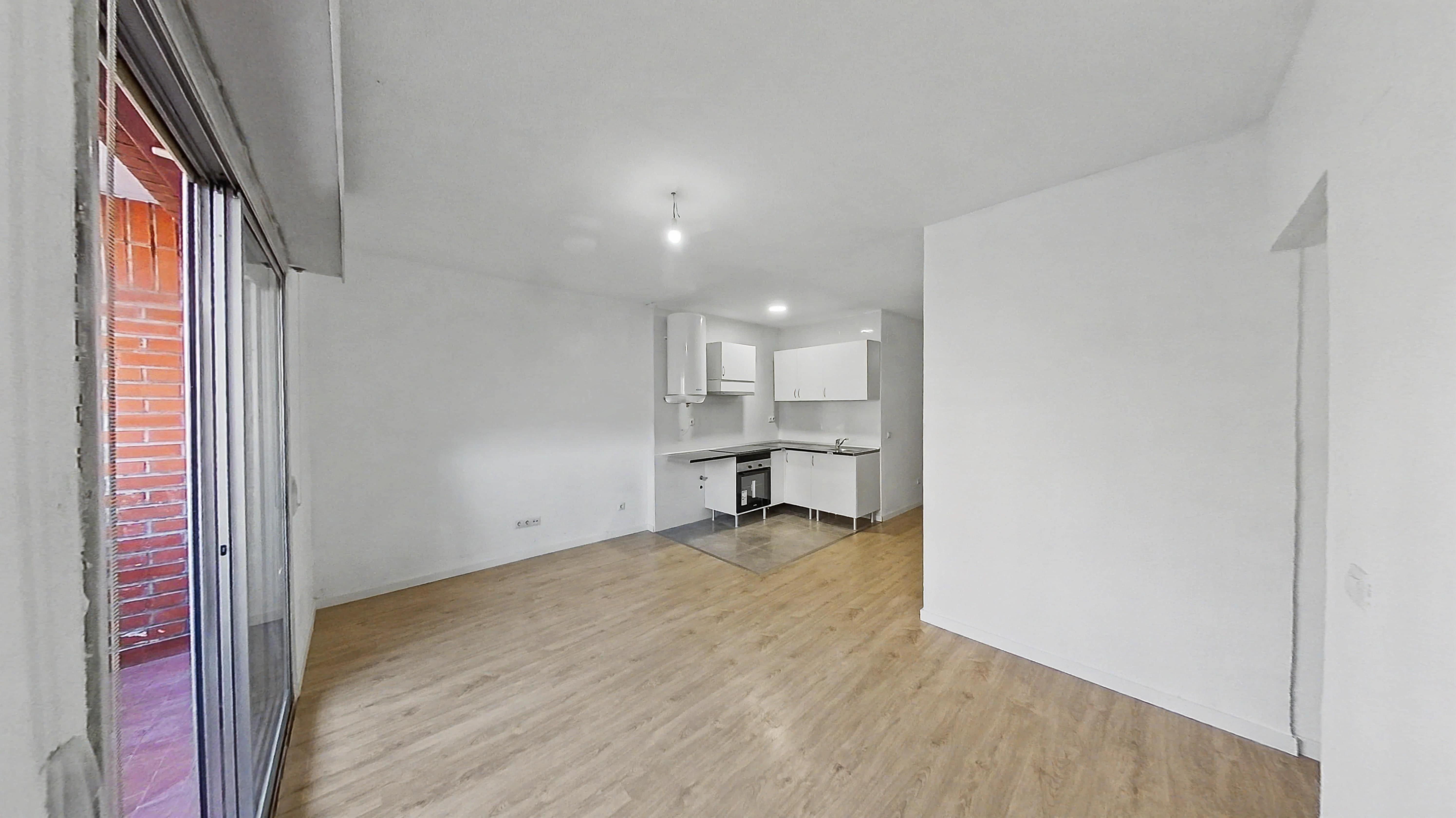 Piso de alquiler en  Madrid Capital con Horno y Se aceptan mascotas