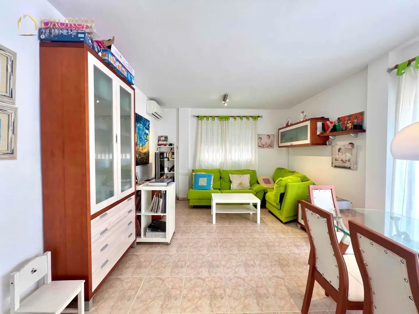 Sala de estar de Casa adosada en venta en Cullera con Aire acondicionado, Calefacción y Terraza