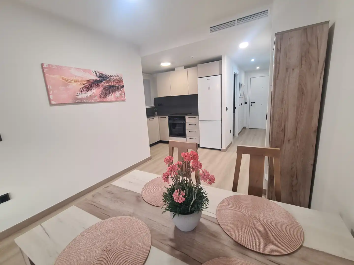 Flat for rent in Carrer de Manuel Anglés, 16, Casco Urbano