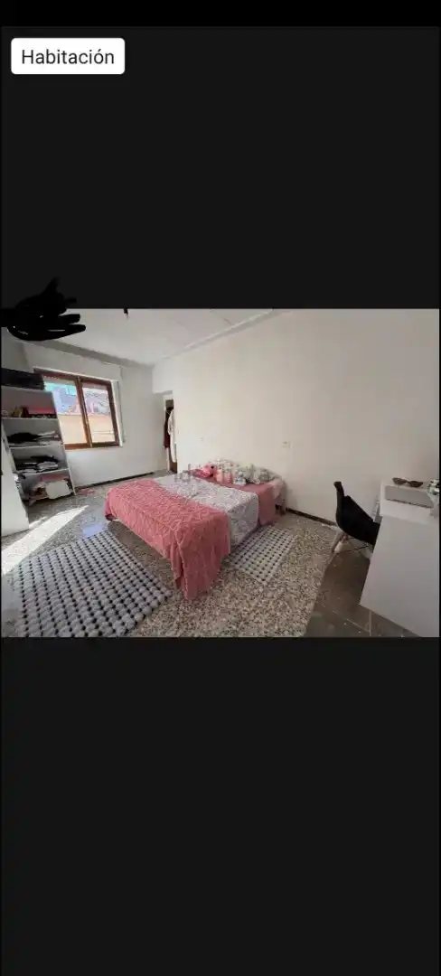 Dormitori de Casa adosada en venda en Monóvar  / Monòver