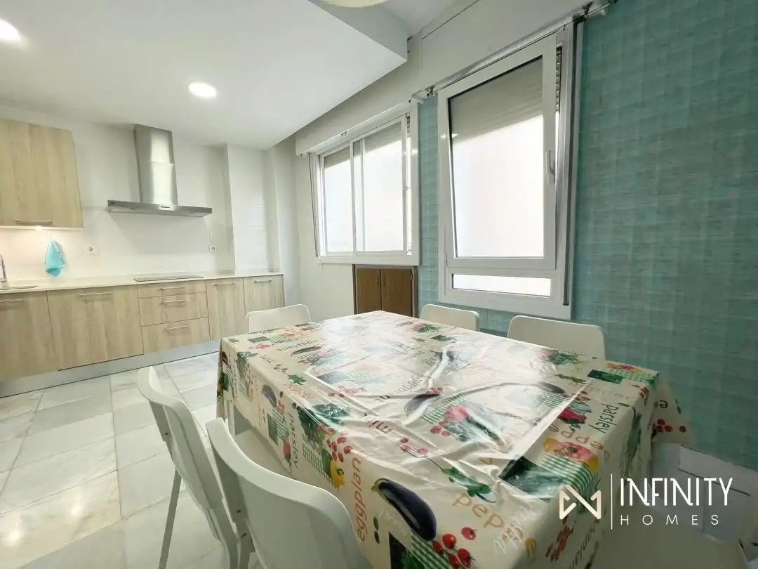 Cocina de Piso de alquiler en Bilbao  con Calefacción y Terraza