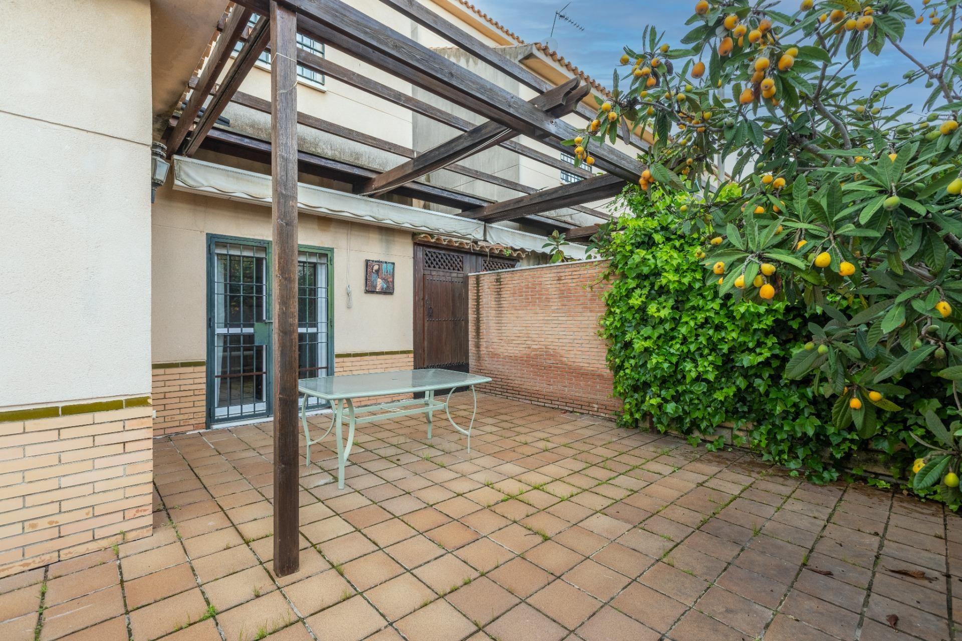 Terrace of Single-family semi-detached for sale in Gines  with Air Conditioner, Heating and Private garden