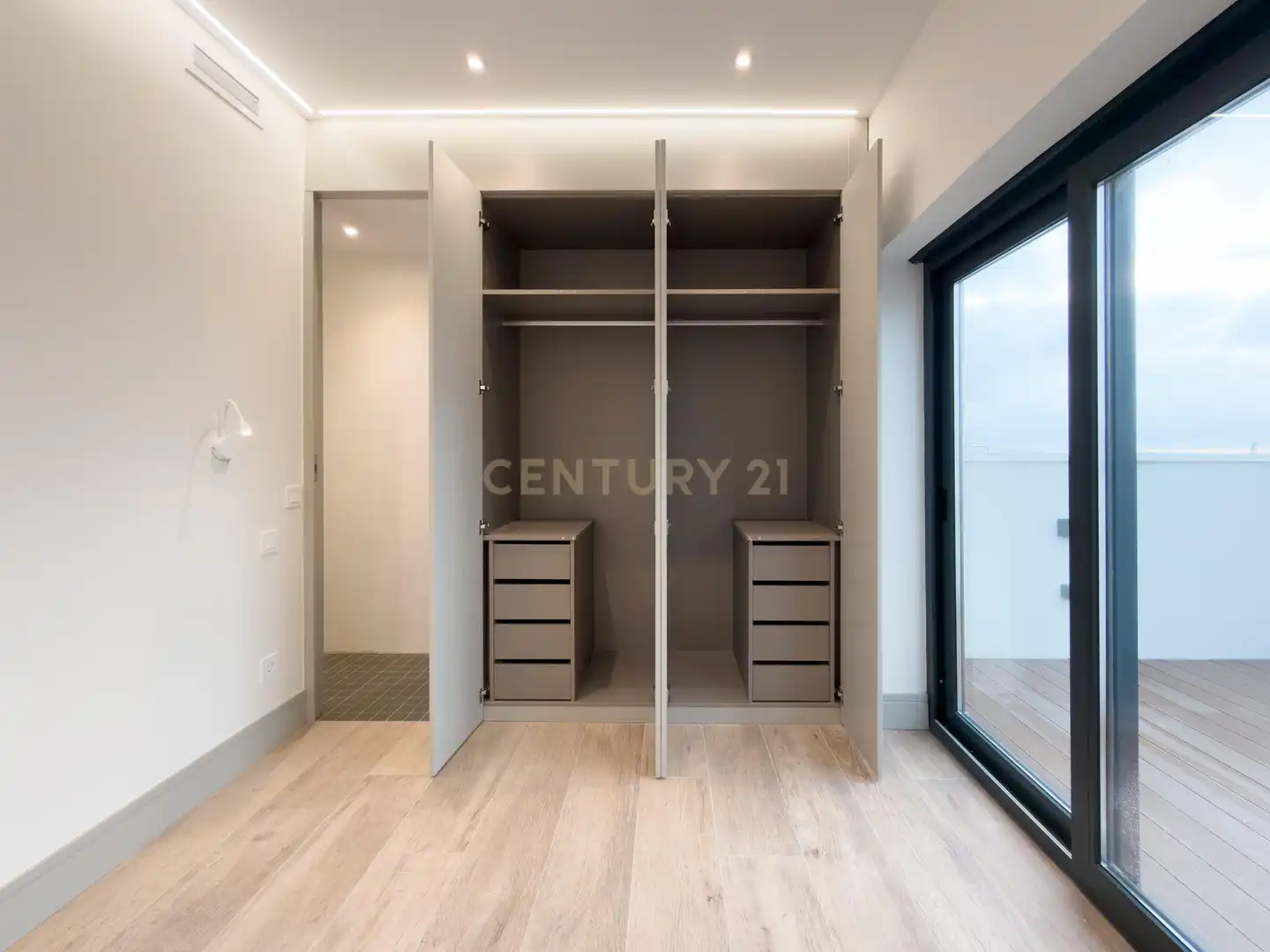 Habitación de Apartamento en venta en Madrid con Aire acondicionado, Horno y Lavadora