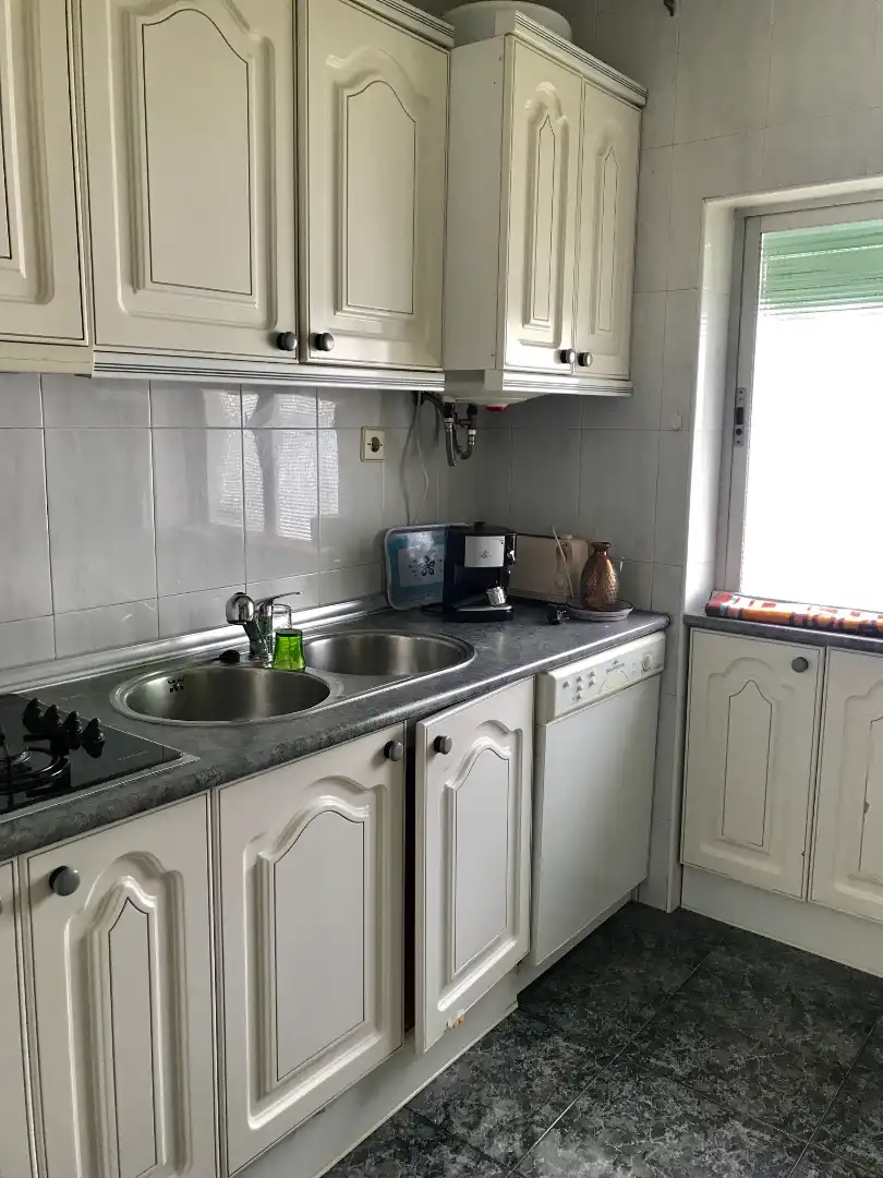 Kitchen of Flat for rent in Granada  with Air Conditioner, Furnished and Washing machine