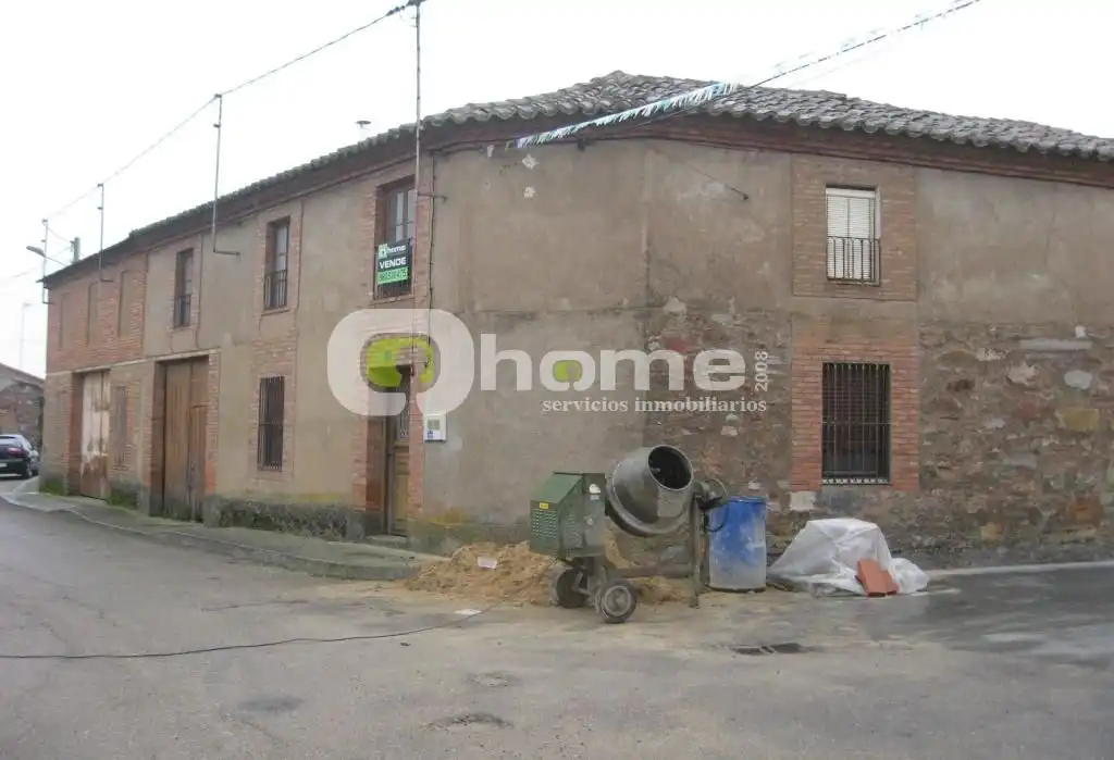 Vista exterior de Casa o xalet en venda en Perilla de Castro
