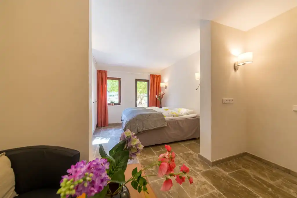 Habitación de Finca rústica en venta en Sineu con Aire acondicionado, Calefacción y Jardín privado