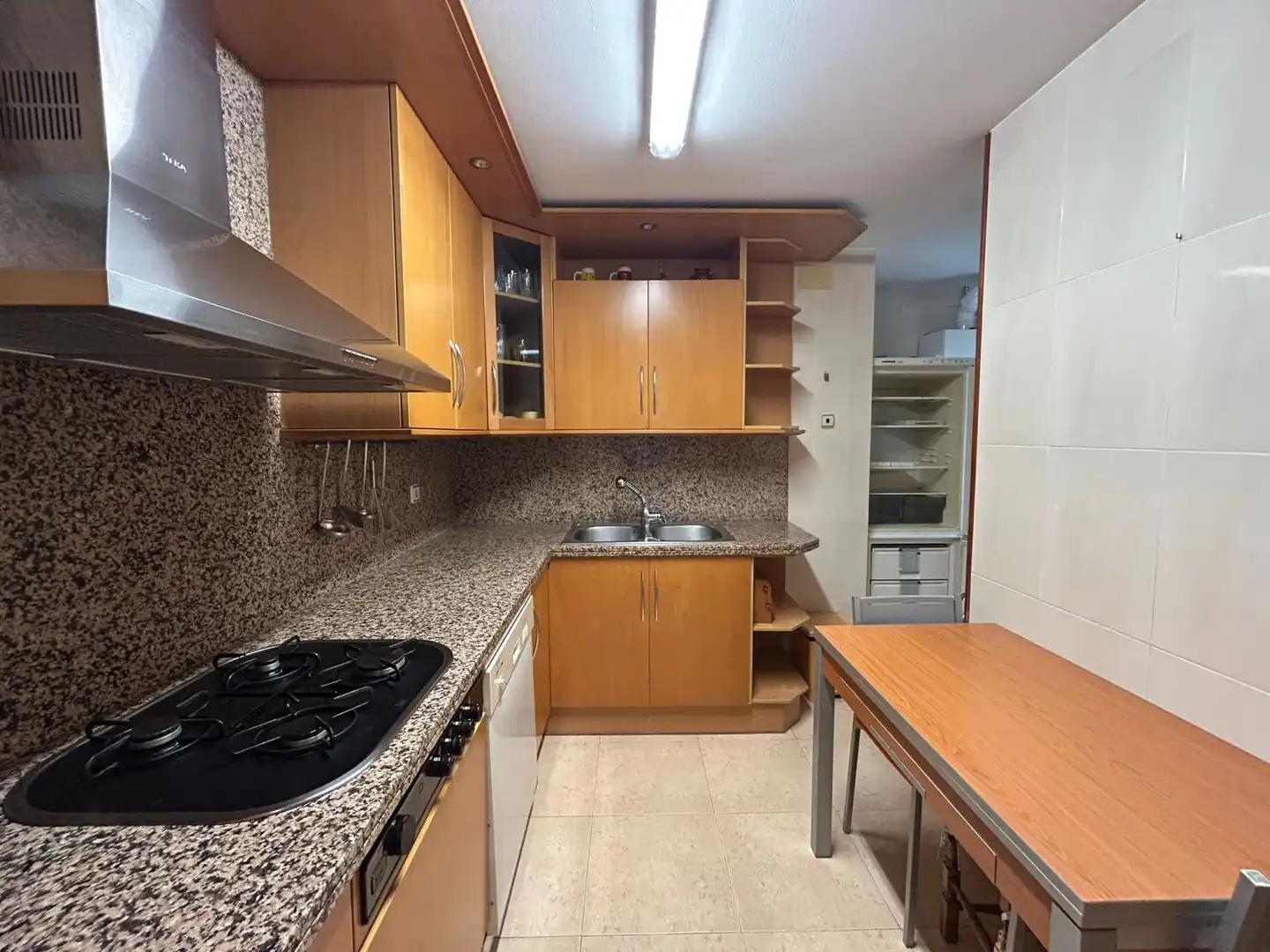 Kitchen of Flat for rent in Nou Eixample Nord