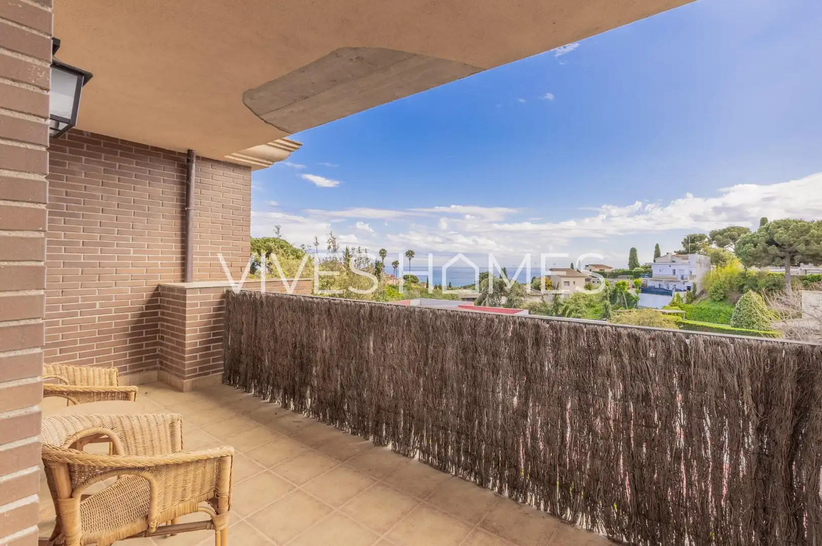 Vista exterior de Casa o xalet en venda en Sant Vicenç de Montalt amb Calefacció, Jardí privat i Terrassa