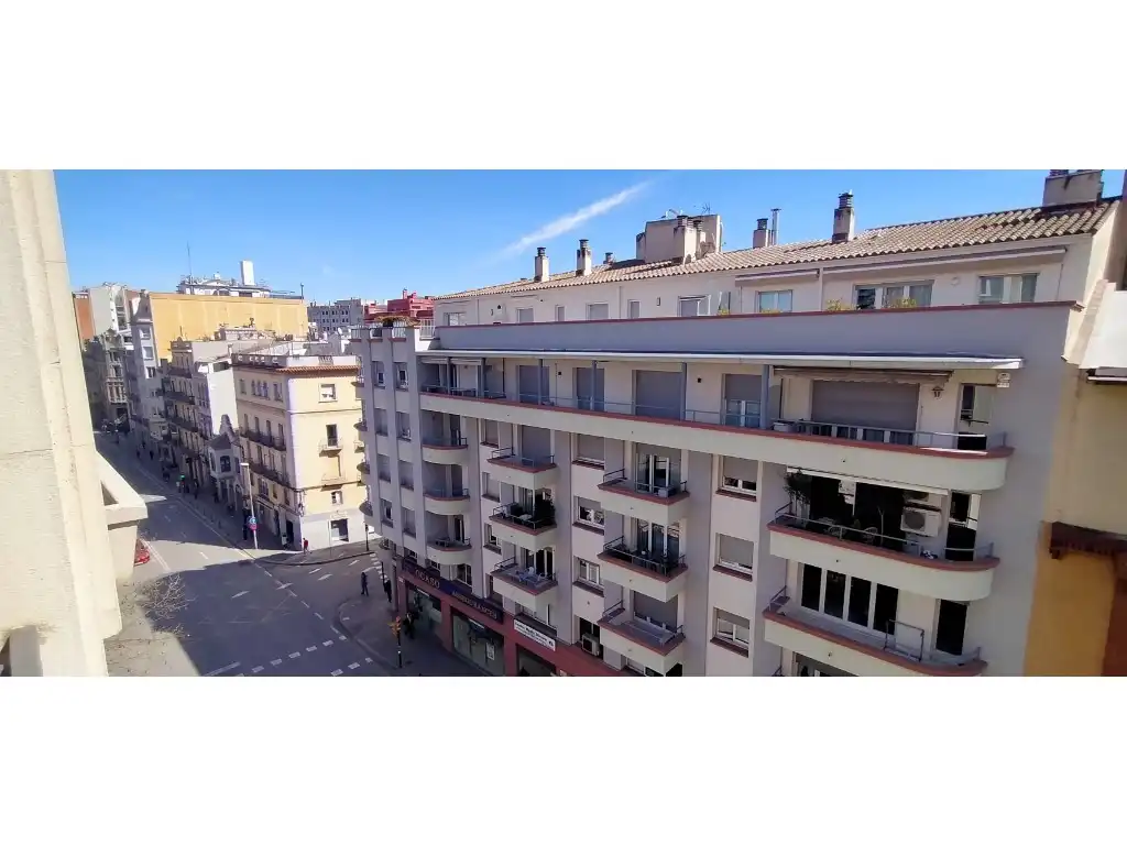 Appartamento con terrazza in vendita a Calle Barcelona, imagen 3