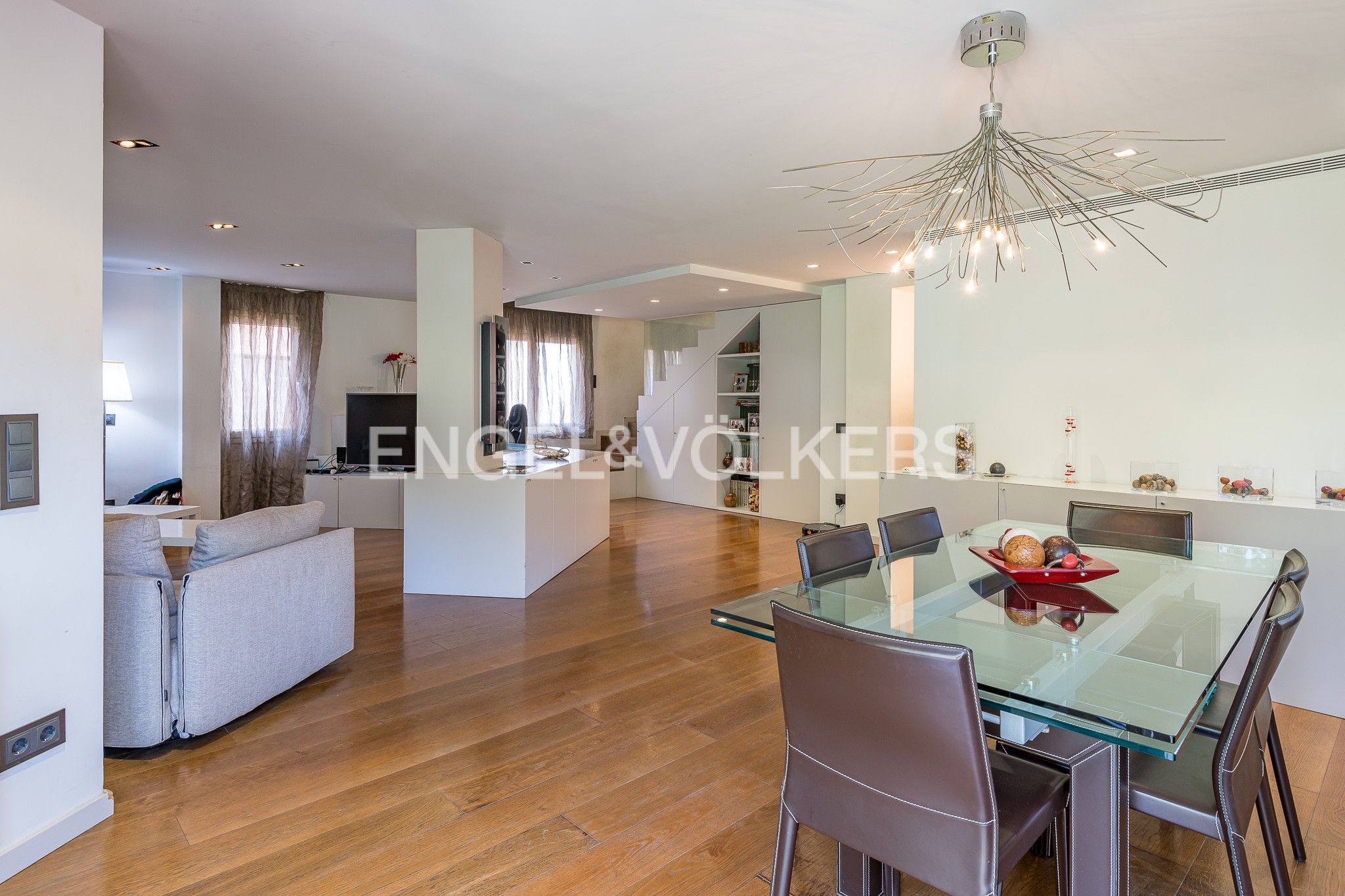 Dining room of Duplex for sale in  Barcelona Capital  with Air Conditioner, Heating and Parquet flooring