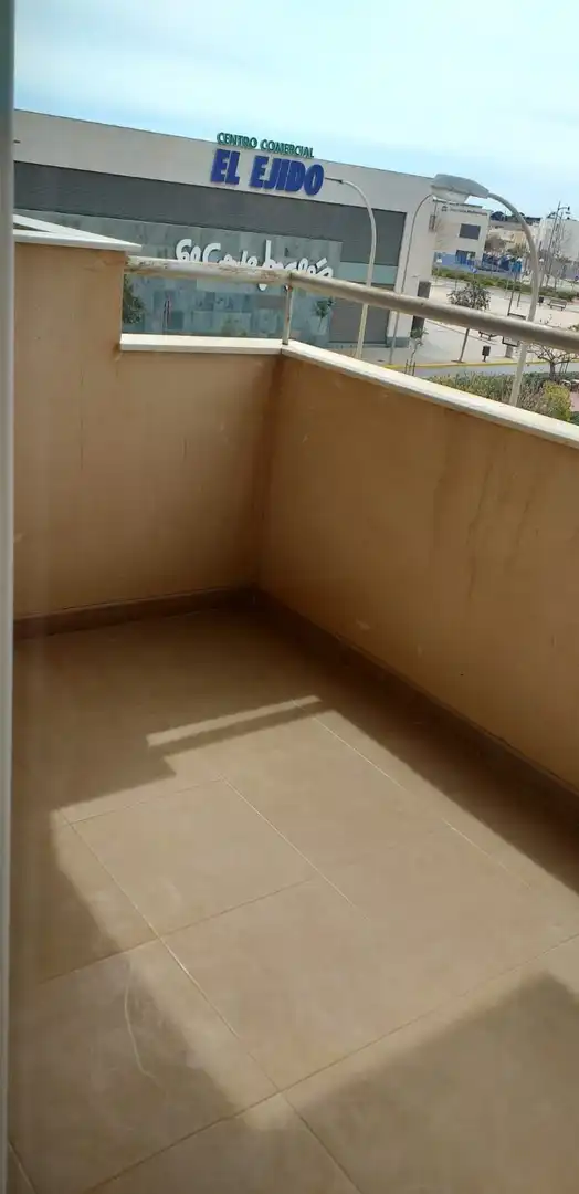 Dormitori de Pis en venda en El Ejido amb Aire condicionat i Terrassa