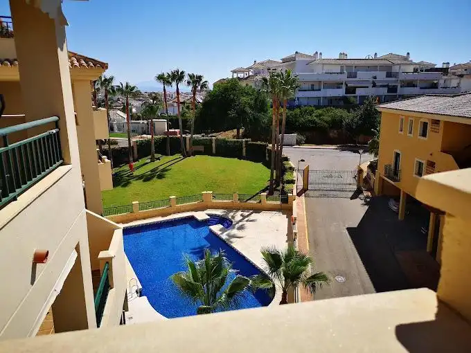 Exterior view of Ground floor for sale in Benalmádena  with Air Conditioner, Terrace and Furnished