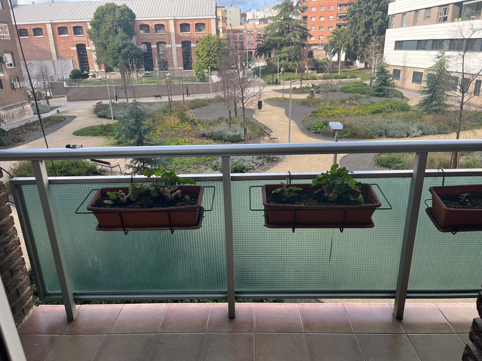 Terrassa de Pis de lloguer en  Madrid Capital amb Aire condicionat, Calefacció i Parquet