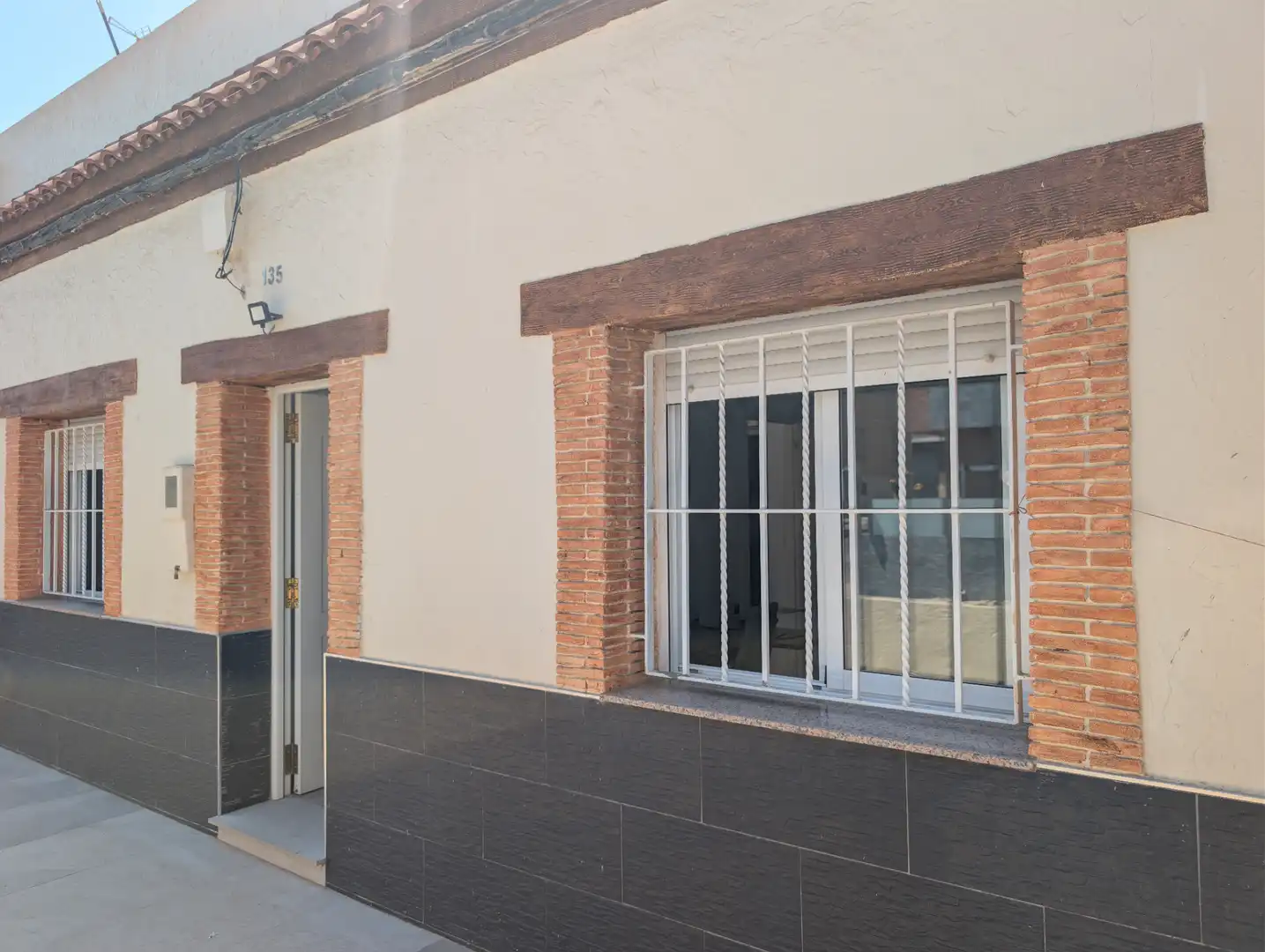 Vista exterior de Casa adosada en venta en Cartagena con Aire acondicionado, Jardín privado y Terraza