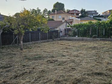 Terreny residencial en venda a de Mercè Rodoreda