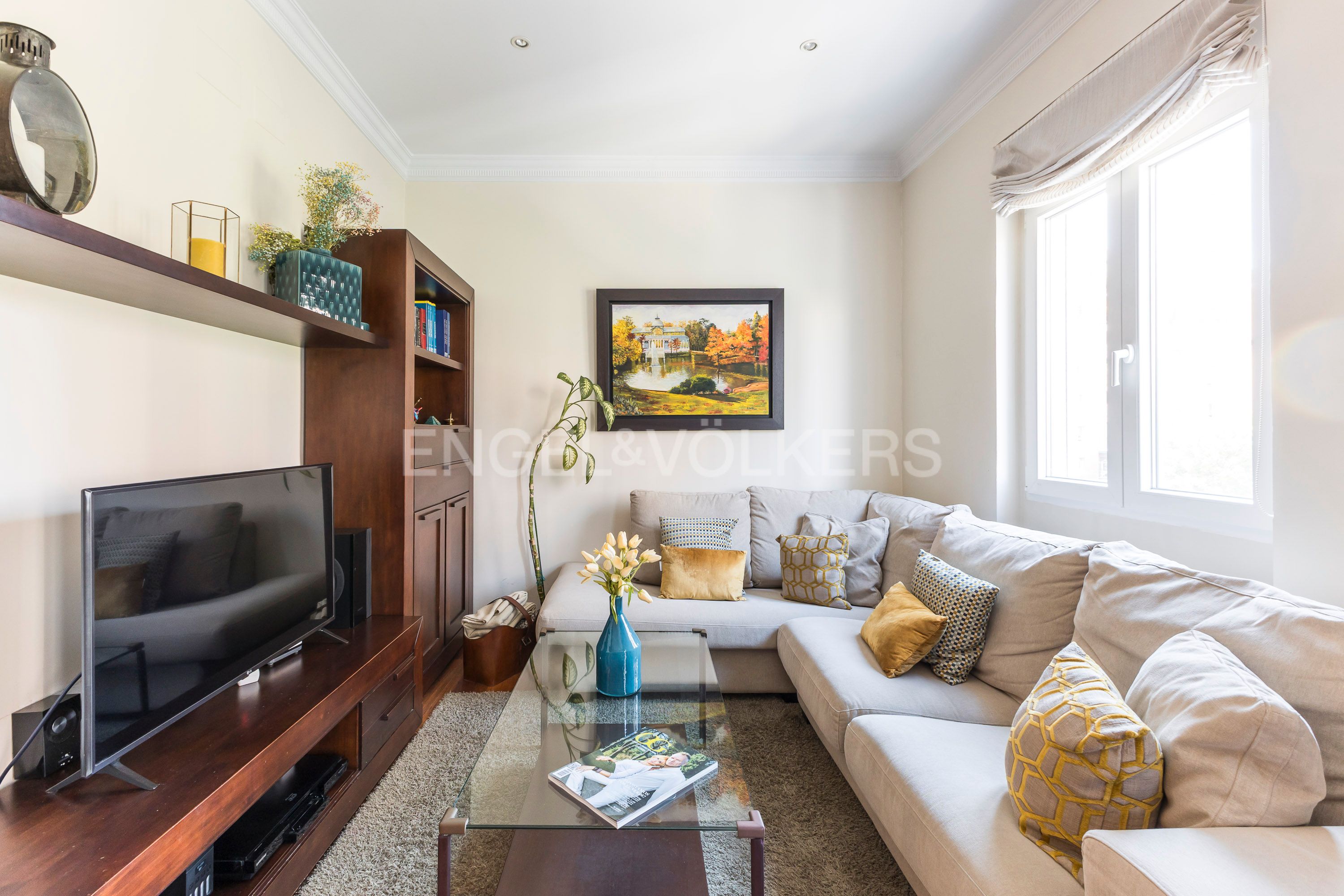 Sala d'estar de Apartament en venda en  Madrid Capital amb Aire condicionat, Calefacció i Balcó