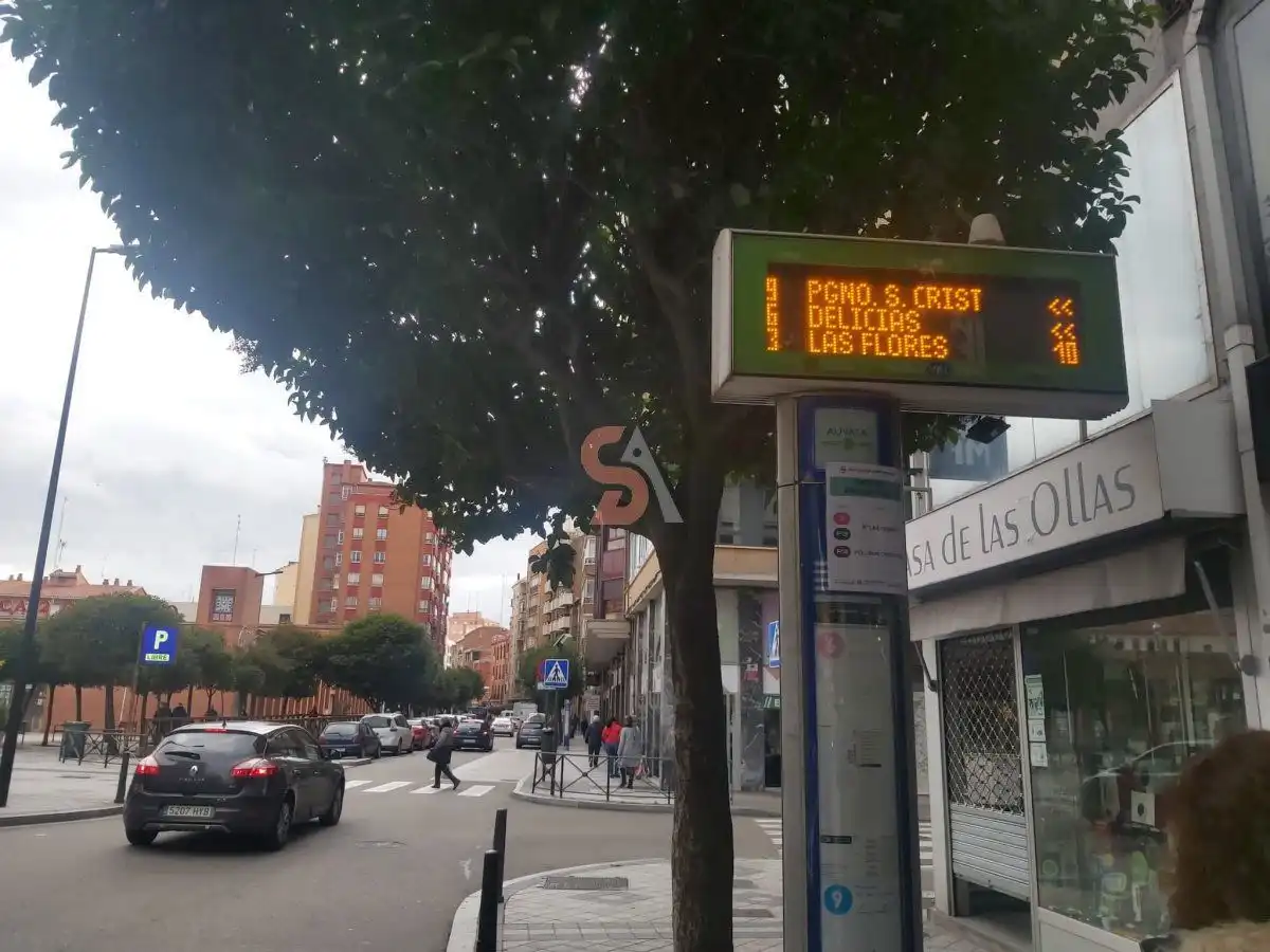 Exterior view of Commercial properties for rent in Valladolid