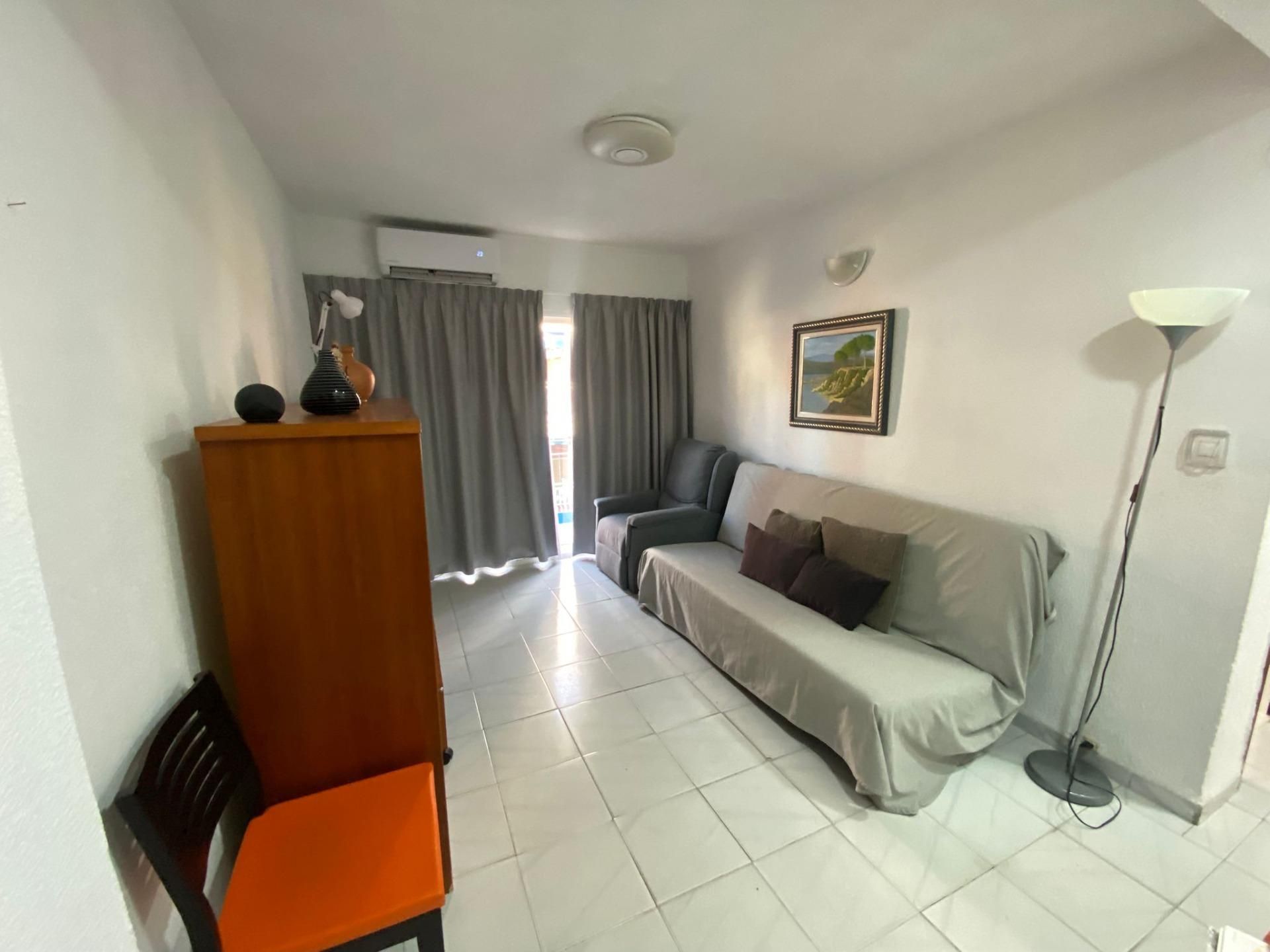 Living room of Flat for sale in Benidorm  with Air Conditioner and Balcony