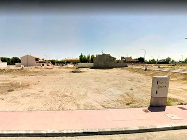 Wohnbaugrundstück zum Verkauf in Calle Fernando Rey 13