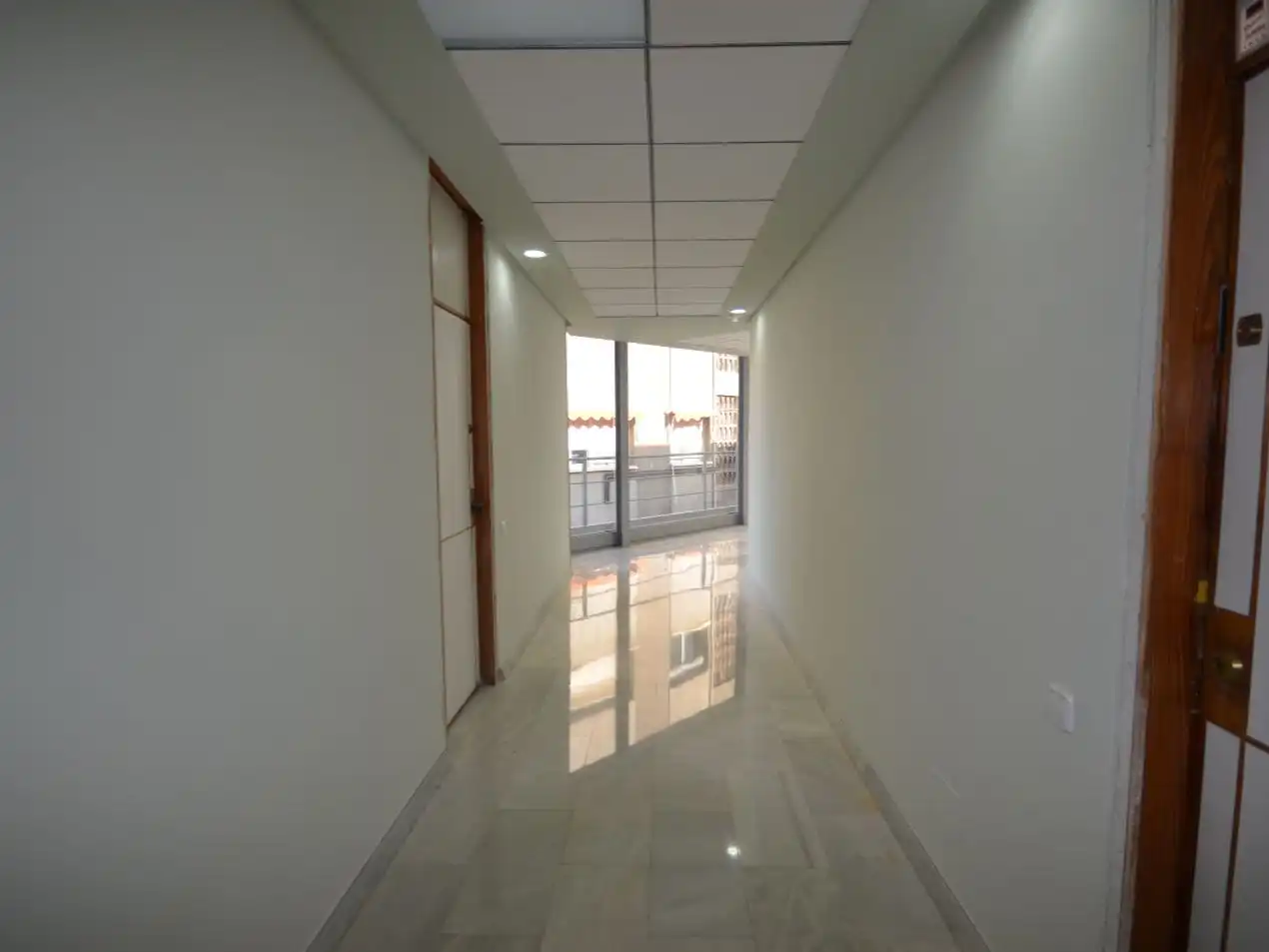 Office for rent in Murcia  with Air Conditioner