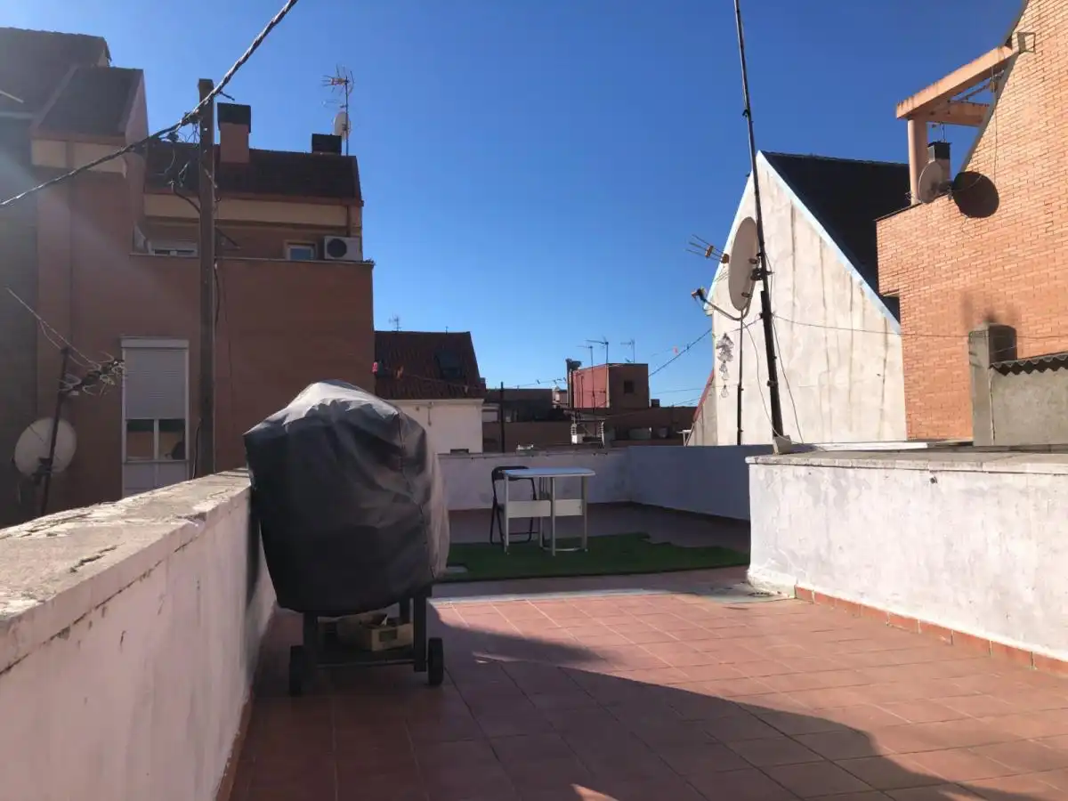 Apartament de lloguer a Valdeacederas