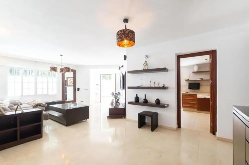 Sala d'estar de Casa o xalet de lloguer en San Pedro de Alcántara