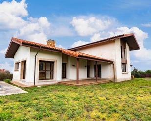 Exterior view of House or chalet for sale in Castrillón  with Heating, Private garden and Swimming Pool