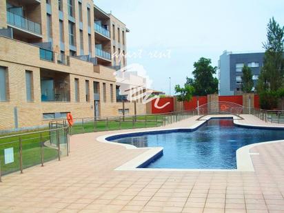 Swimming pool of Flat for sale in Empuriabrava  with Air Conditioner, Terrace and Swimming Pool