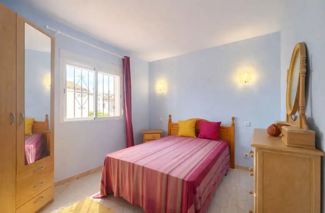 Dormitori de Casa adosada en venda en Mijas amb Jardí privat, Terrassa i Traster