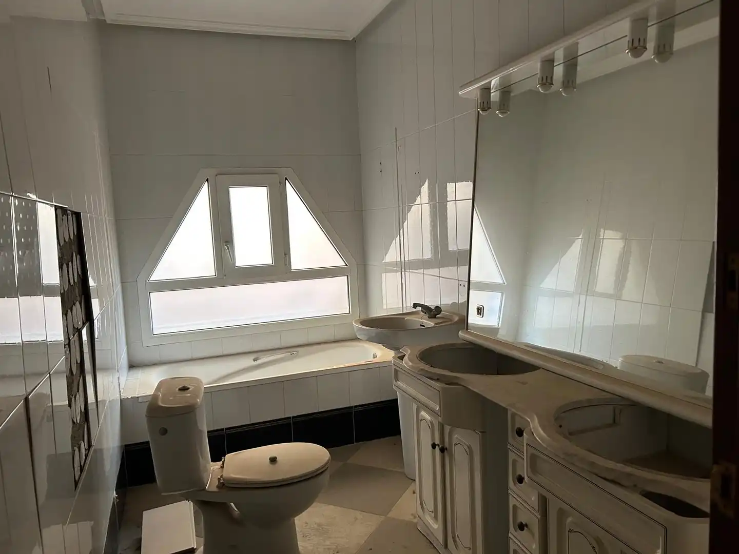 Bathroom of Flat for sale in Begíjar