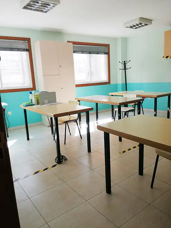 Geschaftsraum zur Miete in A Coruña Capital  mit Heizung