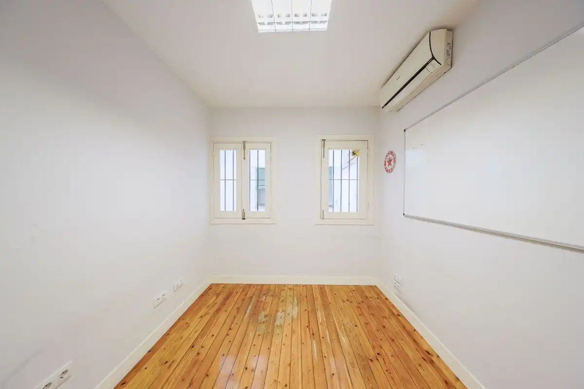 Planta baja en venta en Madrid con Calefacción