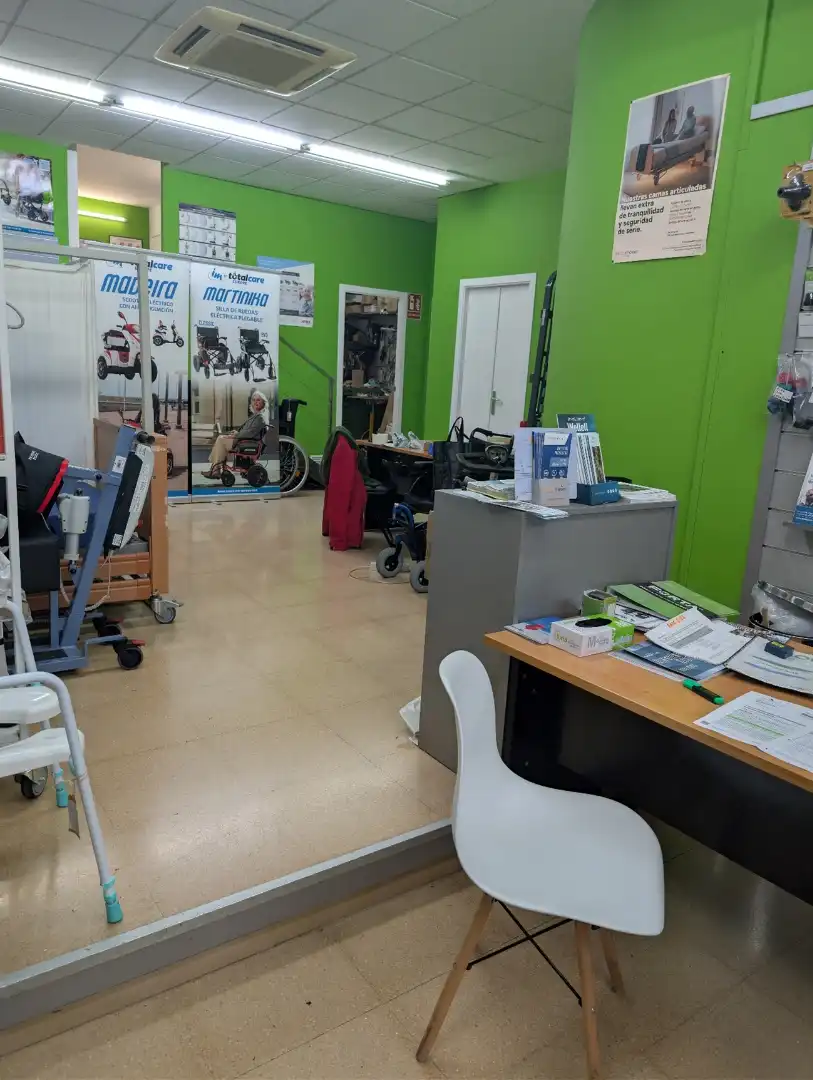 Local comercial en venda a Carrer d'Esteve Albert 47, imagen 6