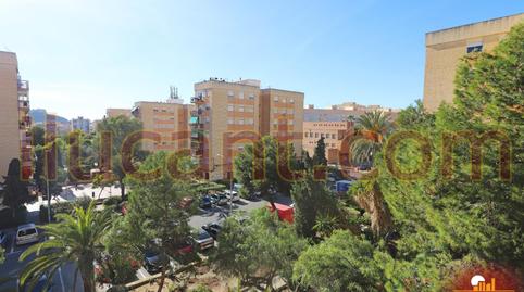 Foto 3 de Pis en venda a Cuatrocientas Viviendas, Alicante / Alacant